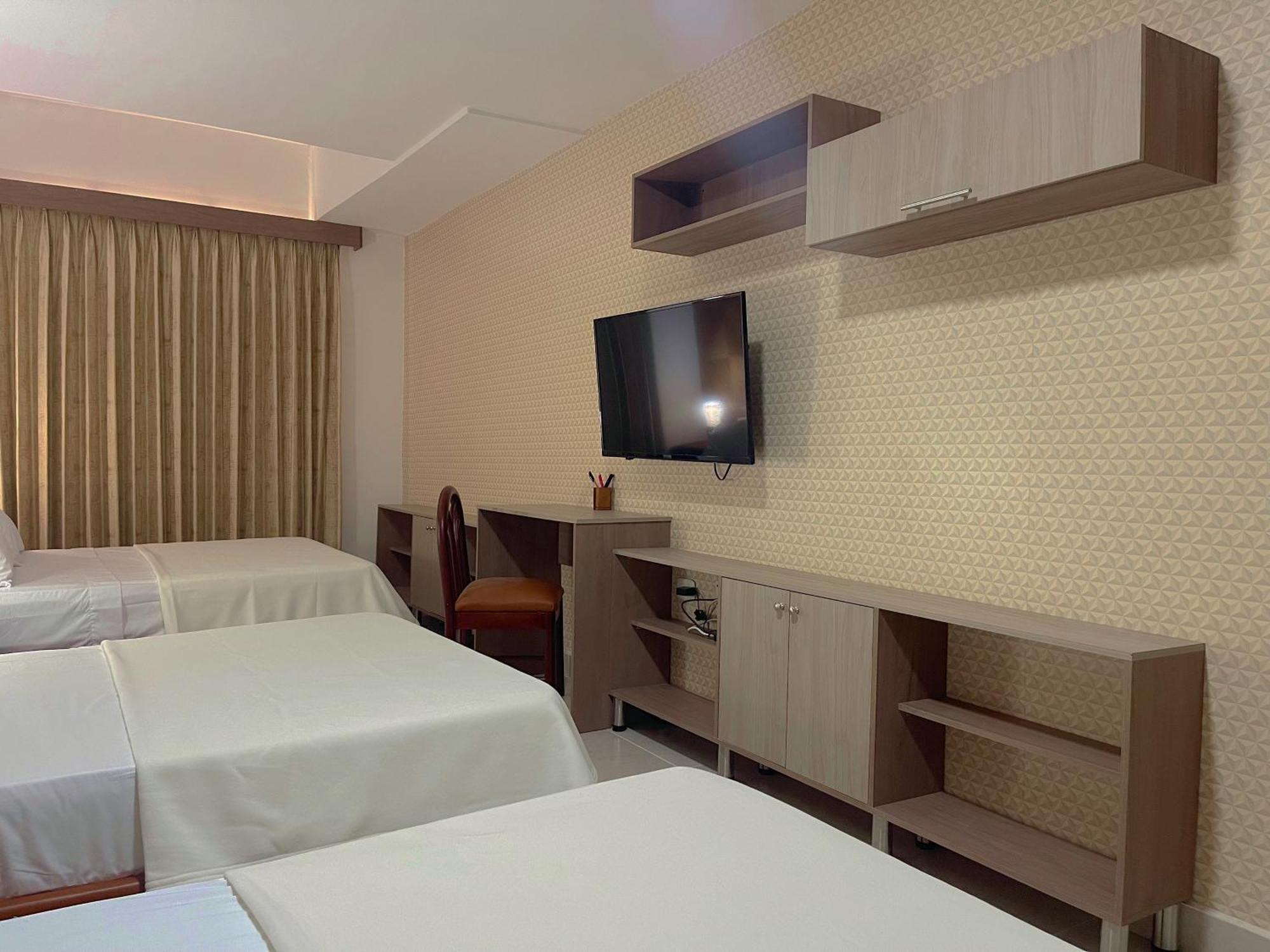 Hotel Prado 72 Inn バランキージャ エクステリア 写真