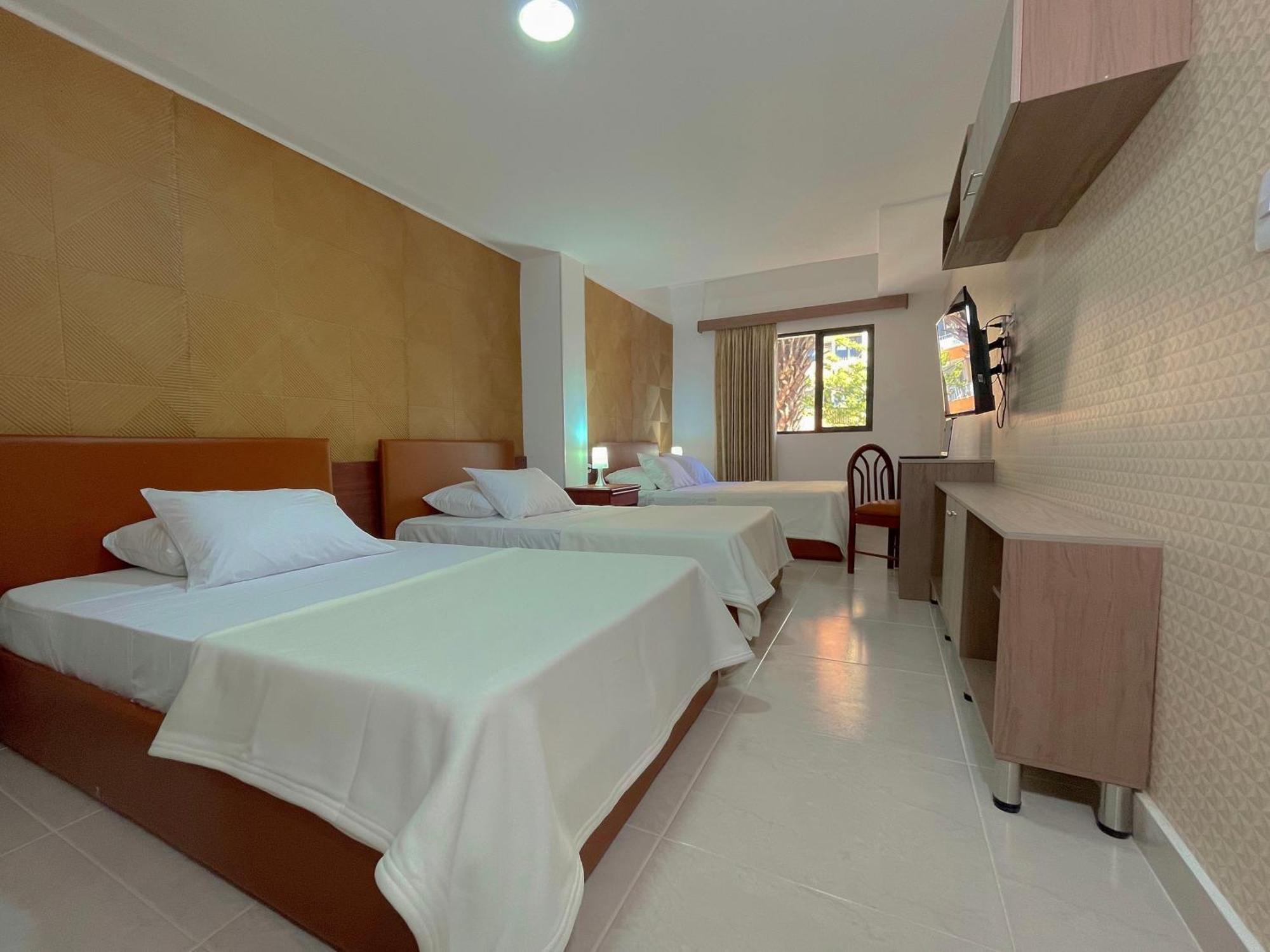 Hotel Prado 72 Inn バランキージャ エクステリア 写真
