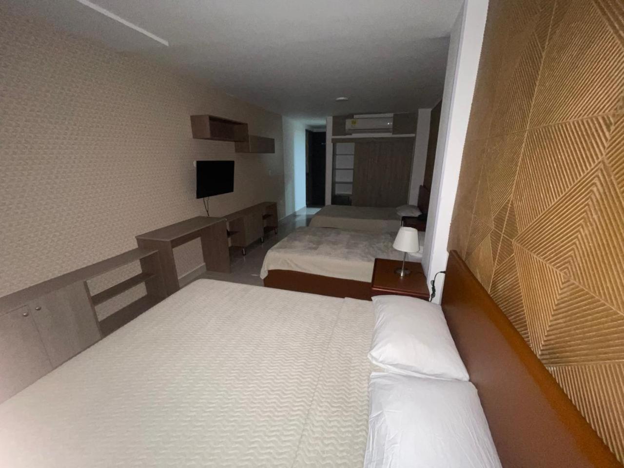 Hotel Prado 72 Inn バランキージャ エクステリア 写真