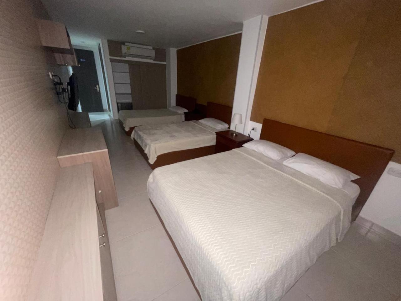 Hotel Prado 72 Inn バランキージャ エクステリア 写真