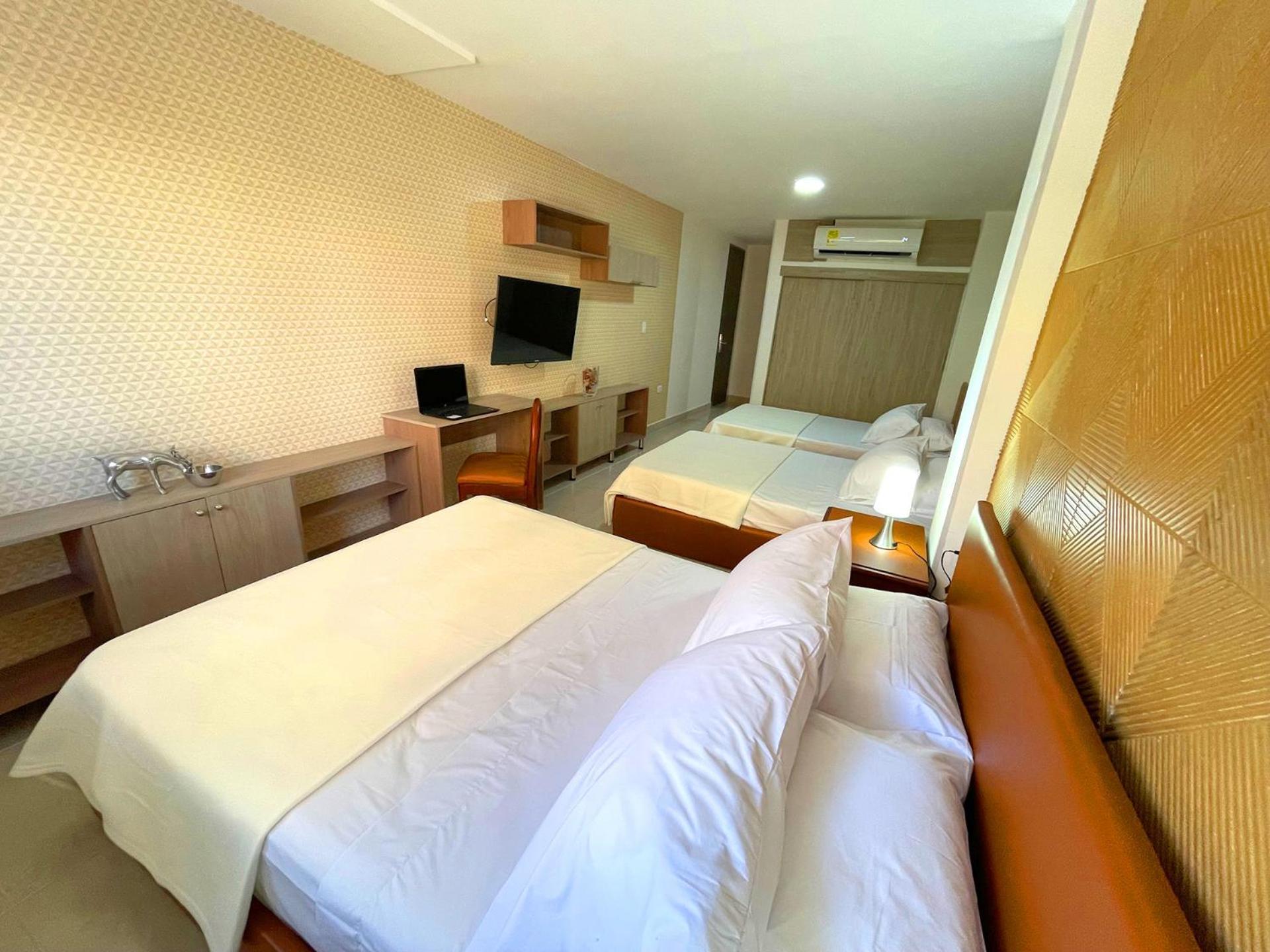 Hotel Prado 72 Inn バランキージャ エクステリア 写真